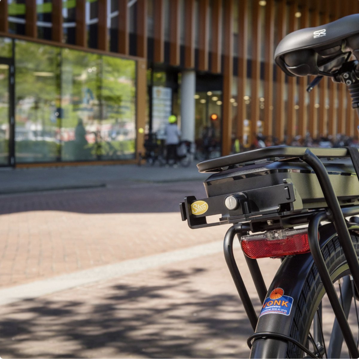 Steco Accuslot Bagagedrager Voor De Bosch BES2 / BES3 - Zwart - Le Coq Wielerartikelen