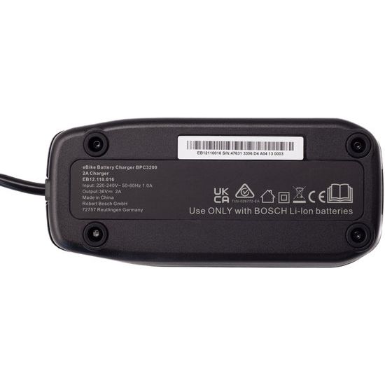 Bosch E-bike oplaadstation 2A (220-240V) Bes3, compatibel met Bosch elektrische fietsen, zichtbaar in de afbeelding.