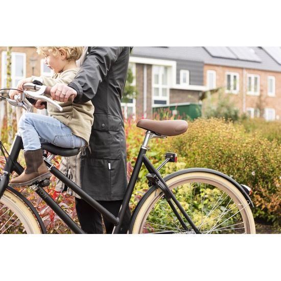 Steco voetsteun voor framebuis, mat zwart, stevige voetrusten voor fietsaccessoires, zichtbaar op de afbeelding.