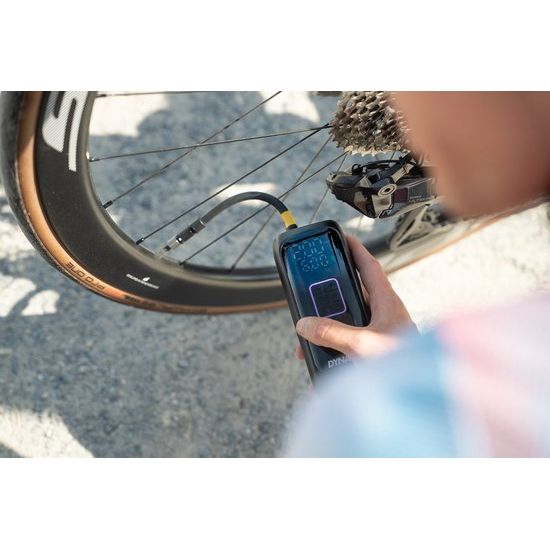 Dynamic Turblo+ – Krachtige Elektrische Fietspomp - Le Coq Wielerartikelen