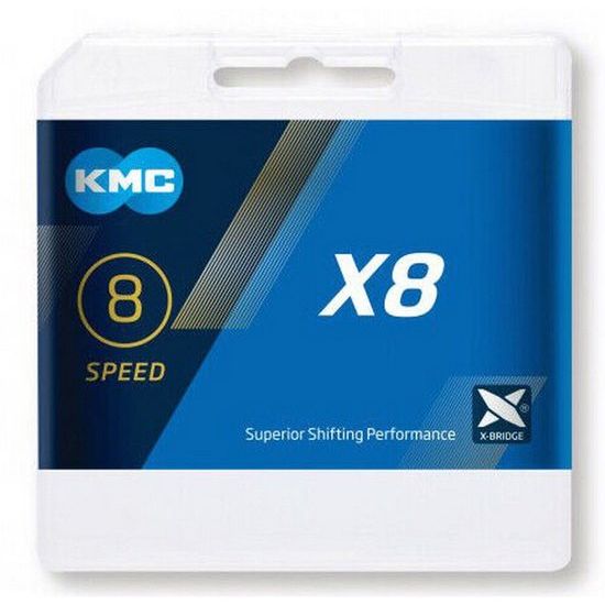 KMC X8 1/2 x 3/32 inch ketting met 114 schakels in zilver, geschikt voor 8-speed fietsen, gedetailleerde close-up.