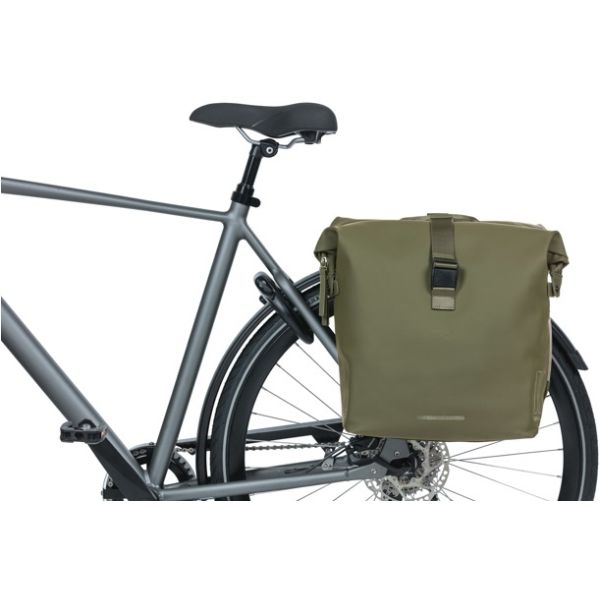 Basil Dubbele fietstas Soho Nordlicht met 41 liter, zwart, voor fietsmanden, zichtbaar met dubbele vakken en verstelbare riemen.