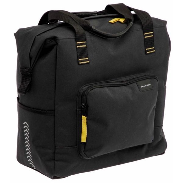 Nieuwe Looxs Tulum Camella dubbele fietstas van 26 liter, gemaakt van 100% gerecycled polyester, geschikt voor fietsers.