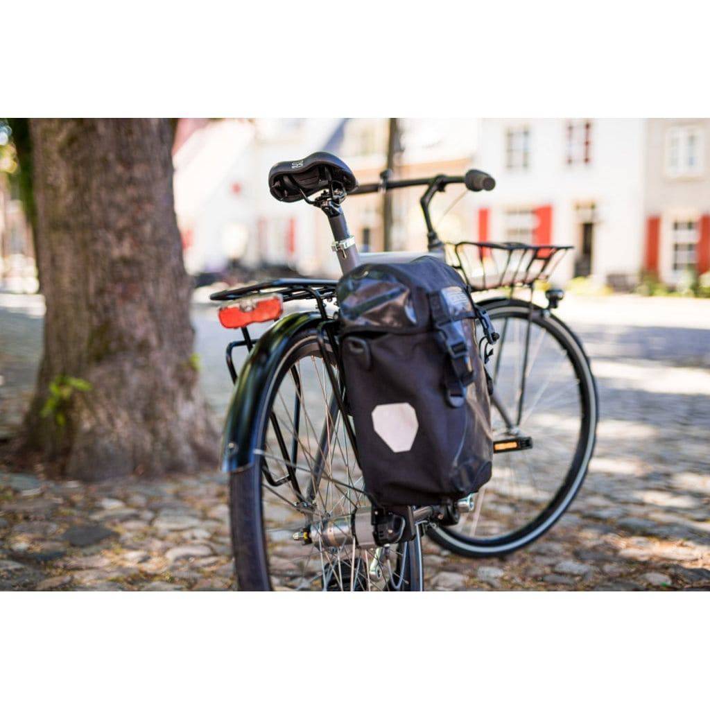 Achterdrager 28 Steco Tubic Slim Carrier Zwart - Le Coq Wielerartikelen