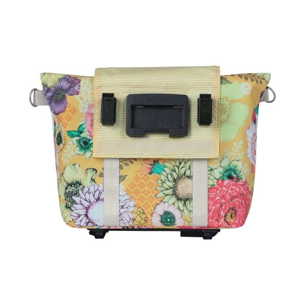 Basil Schoudertas Bloom Field MIK Sky Blue 8-11 Liter - Le Coq Wielerartikelen