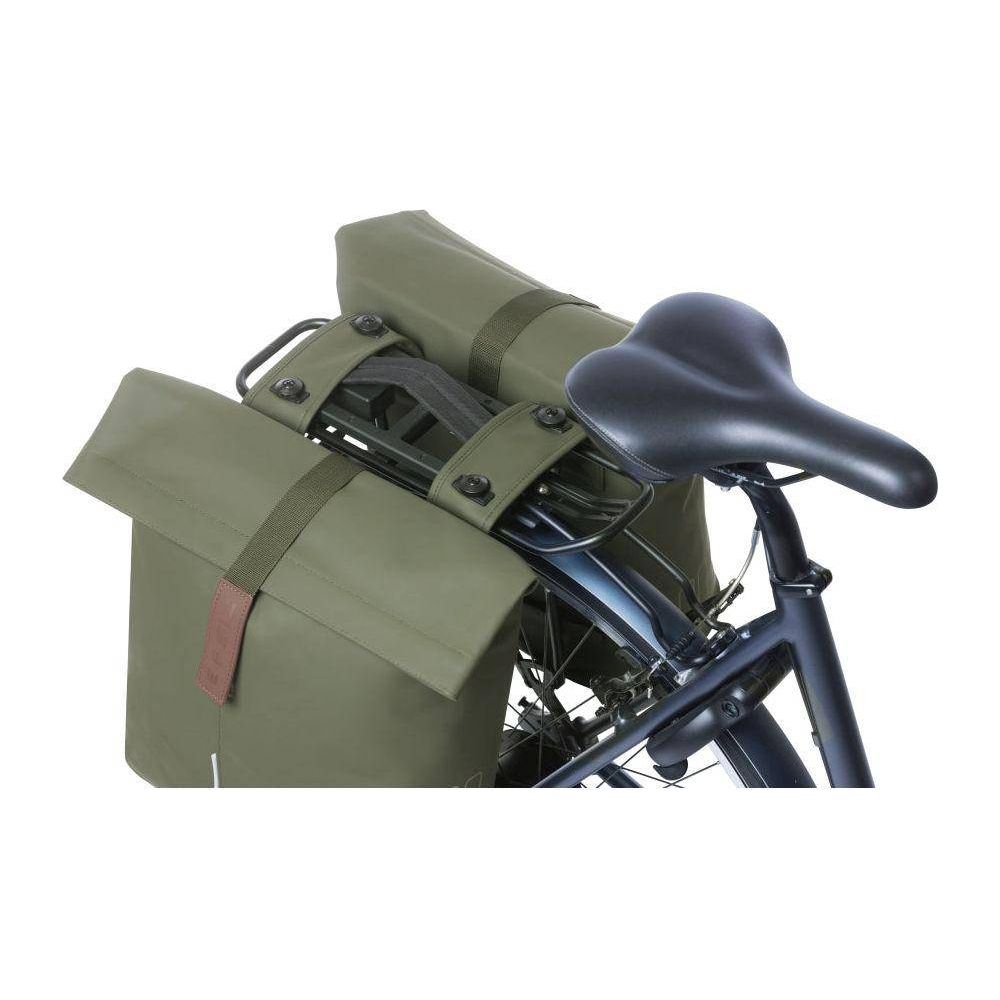 Basil Dubbele Fietstas City Mik 28-32 Liter 12 X 30 X 33 Cm - Le Coq Wielerartikelen