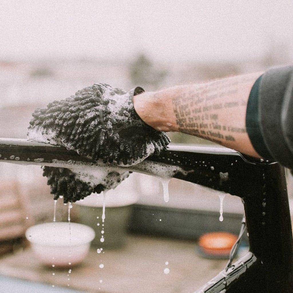 Dynamic Poetsdoek Dy Microfibre Bike Cleaning Glove - Le Coq Wielerartikelen