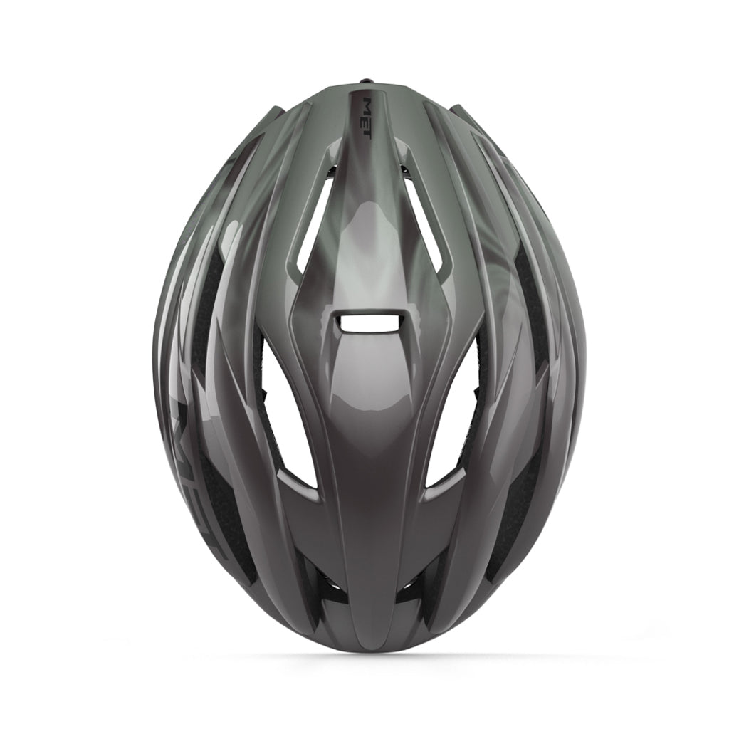 MET racefiets helm Trenta Mips met ventilerende uitsparingen en verstelbare riem, geschikt voor wielrenners.