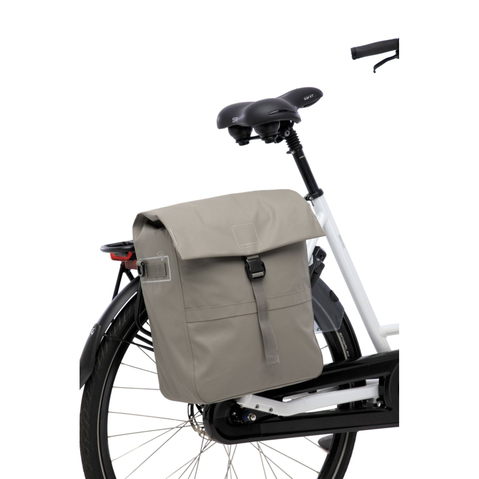 Nieuwe Looxs Leeds enkele fietstas van gerecycled polyester, 19 liter, zichtbaar met verstelbare riem en reflecterende details.