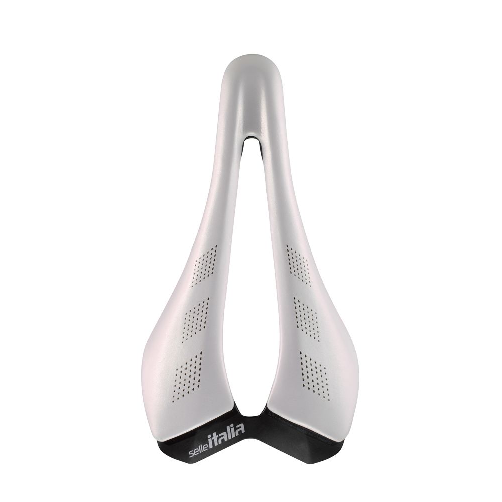 Zadel van Selle Italia voor racefiets en MTB, zwart met ergonomisch ontwerp en verstelbare bevestigingspunten.