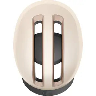 Abus Hud-Y urban e-bike helm met oplaadbare magnetische achter-LED en ventilatieopeningen, geschikt voor stadsfietsen.