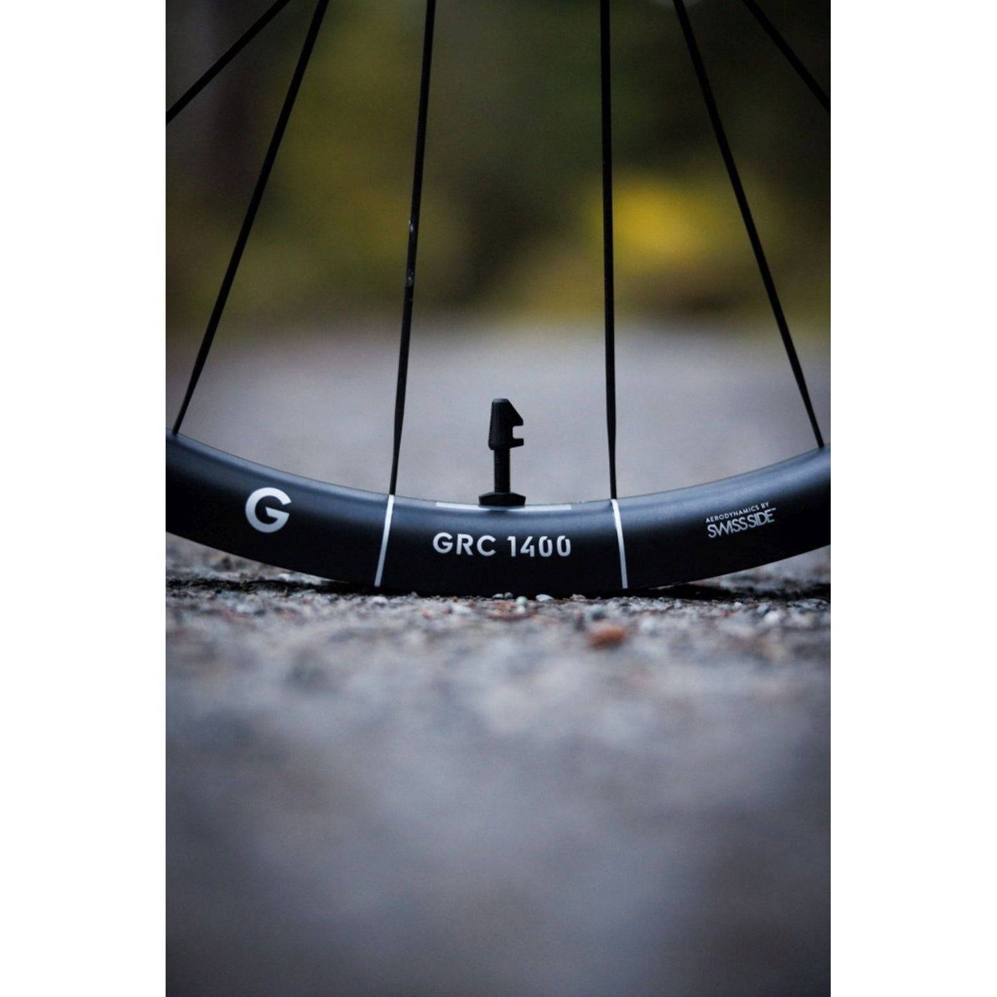 Achterwiel 28" DT Swiss GRC1400 Dicut 30 DB SH 10/11V Disc CL Carbon Zwart - Le coq wielerartikelen