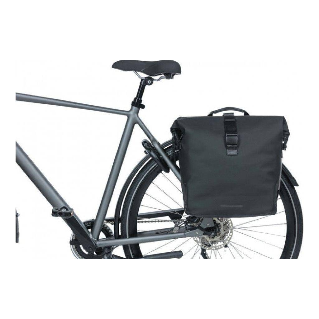 Basil Soho Nordlicht dubbele fietstas in pastelgroen, 41 liter, 31x13x37 cm, geschikt voor fietstassen aan fietsdragers