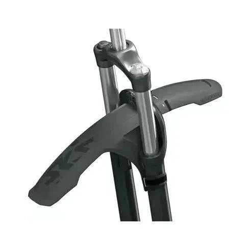 Zwart SKS Mudrocker voorspatbord voor 27,5/29-inch fietsen, gemaakt van PVC, beschermt tegen modder en water tijdens het rijden.
