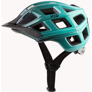 Lichtgewicht KED E-bike helm met 23 ventilatieopeningen en ingebouwd licht voor veilig fietsen.