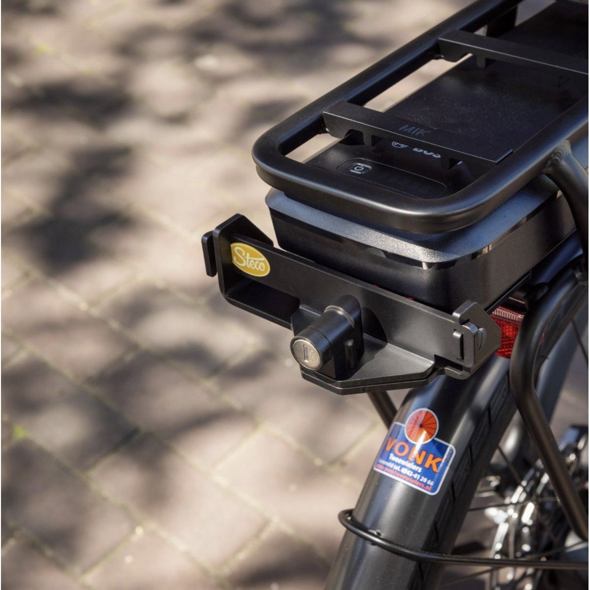 Steco Accuslot Bagagedrager Voor De Bosch BES2 / BES3 - Zwart - Le Coq Wielerartikelen