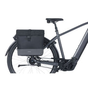 Basil Mara Evo enkel fietstas 20-24 liter met MIK-haken, waterbestendig en geschikt voor bagagedragers.