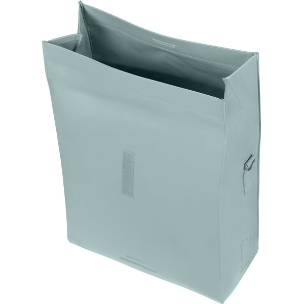 Basil Urban Load Pro enkele fietstas 19-24 liter met MIK-haken, zwart en waterbestendig voor stadsfietsen.