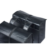 Basil Urban Load Pro dubbele fietstas, waterdicht, 50-64 liter, zwart, geschikt voor stadsfietsen en bagage.