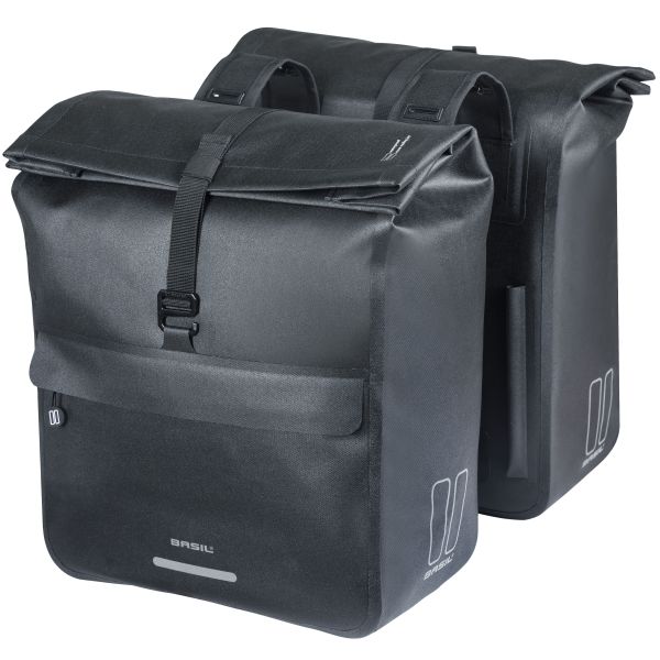 Basil Urban Dry Neo dubbele fietstas met waterdichte stof en reflecterende details, geschikt voor 46-52 liter bagage, zwart en rood.