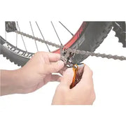 Zwart Topeak Minitool Mini PT30 multitool met diverse gereedschappen voor fietsreparaties en onderhoud.
