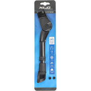 Zwarte XLC standaard 16/24 A vorkversterker met 18 mm bevestiging voor fiets, zichtbaar op de afbeelding.