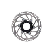 Zilverkleurige XLC Brx86 remschijf met Center-Lock voor fietsremmen, zichtbaar met bevestigingsring en remoppervlak.