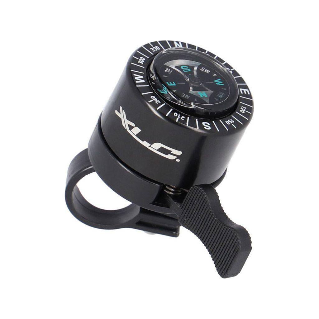 XLC fietbel DD-M36, heldere witte bel met metalen klep voor fiets accessoires, zichtbaar op de afbeelding