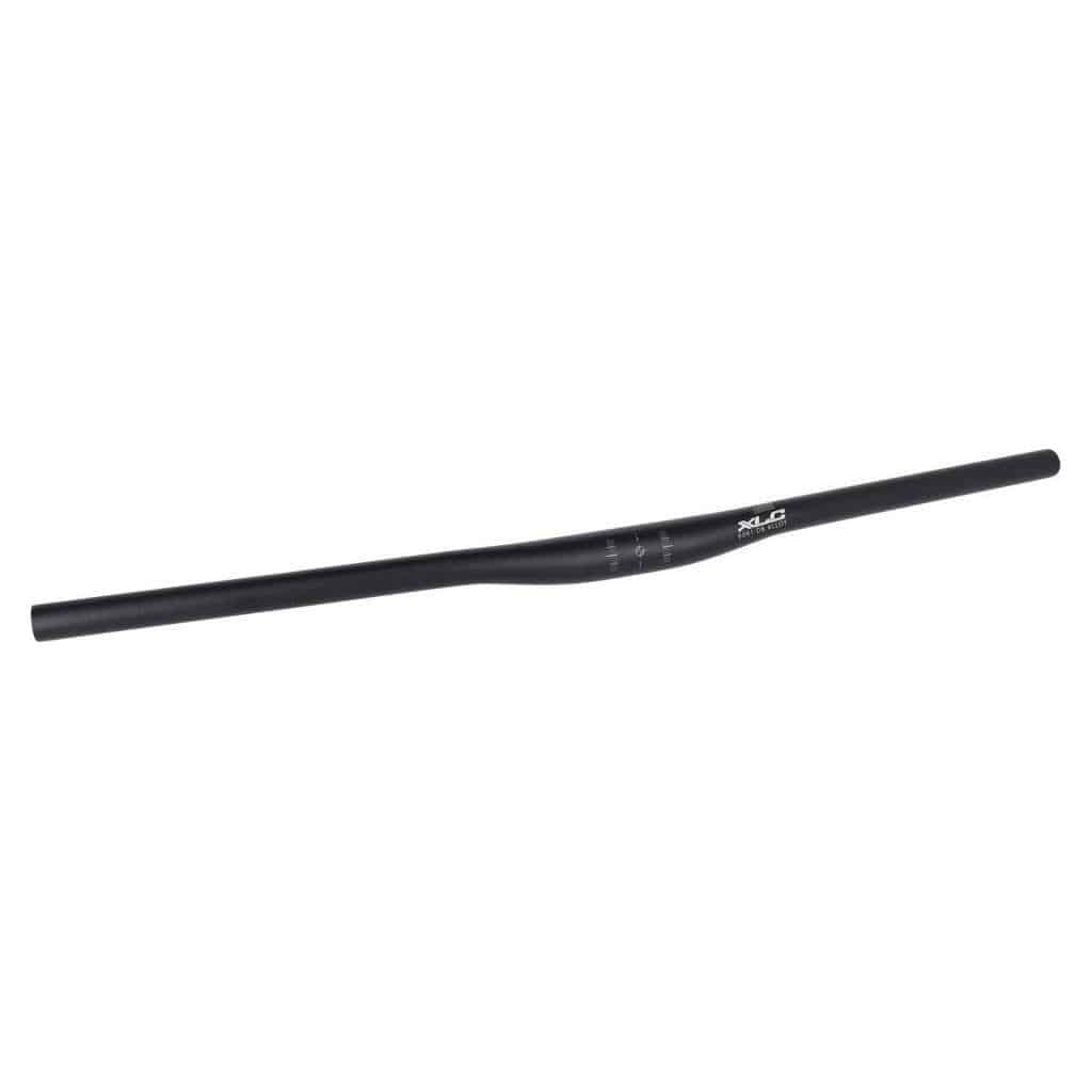 Zwarte XLC MTB stuur Flatbar Hb-M23 met ergonomische grip en compacte vorm, geschikt voor mountainbikes.