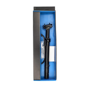 Zwart aluminium XLC Zadelpen Burner SP-T20B Dropper Remote, zicht op de zadelpen met bedieningsknop en verlengstuk