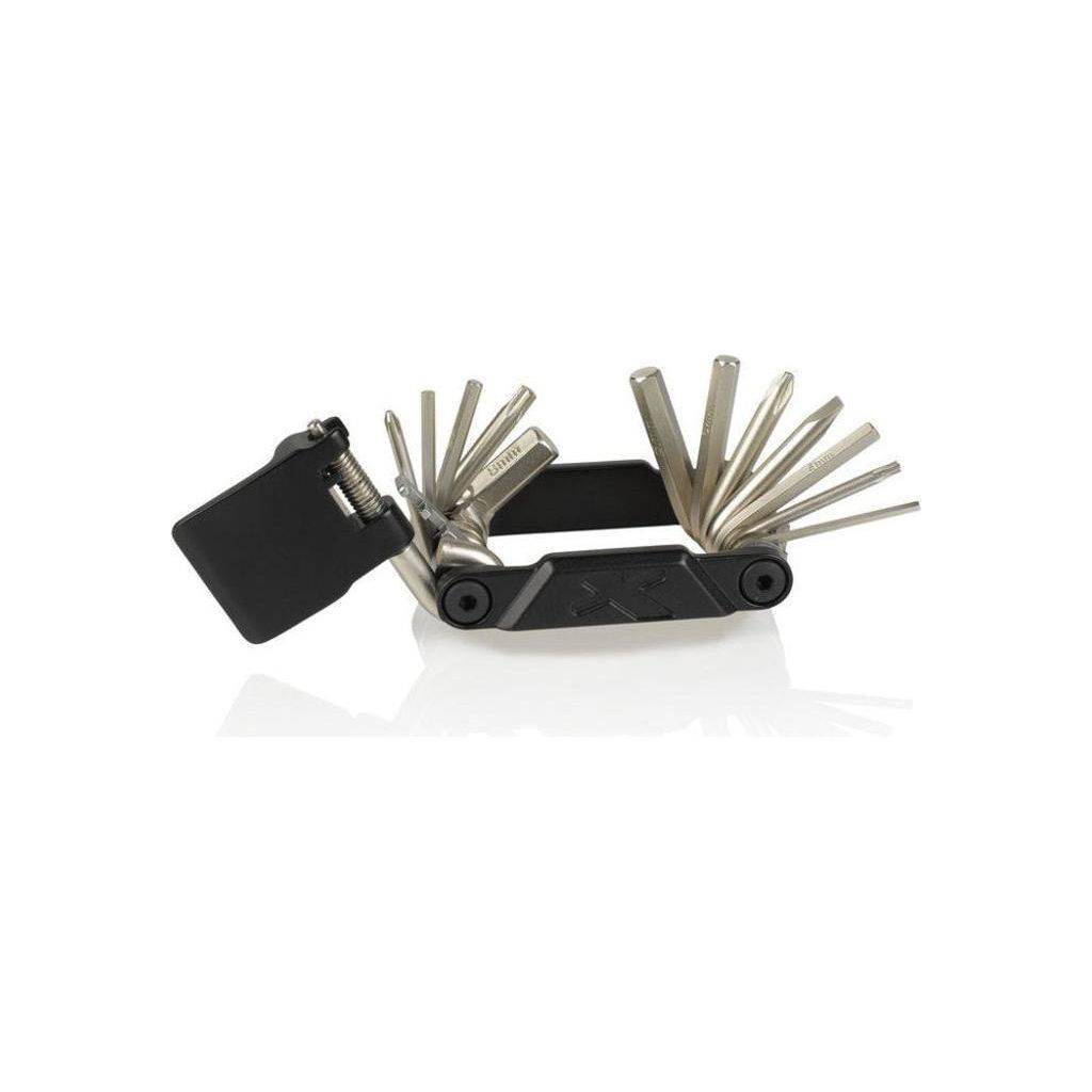 XLC multitool To-M20 15-delig in zwart en zilver met verschillende gereedschappen op een stevige handgreep