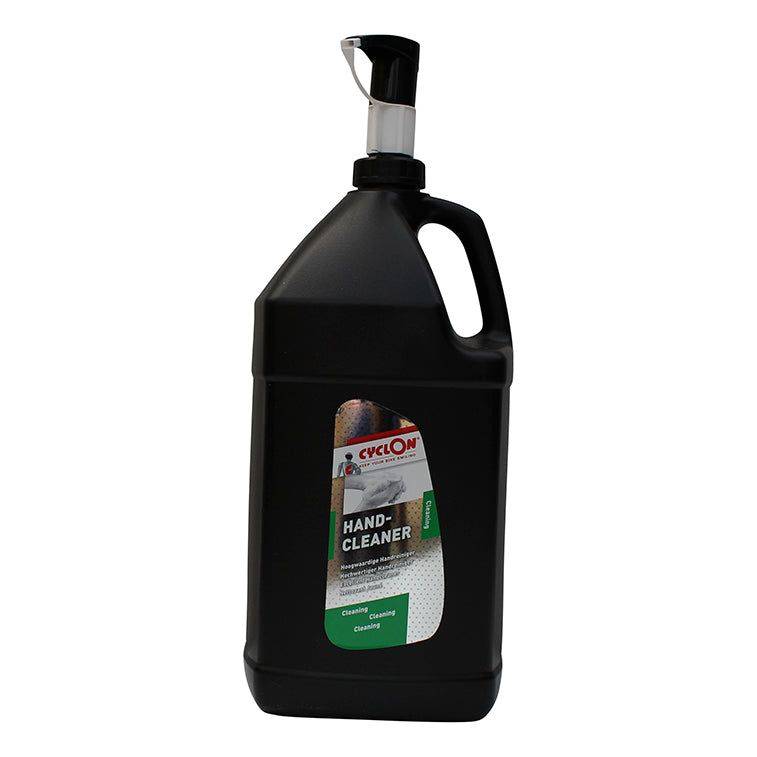 CyclOn Hand Cleaner Pro 3,8 liter gele handreiniger in een fles, geschikt voor het reinigen van handen.