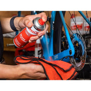CyclOn remreiniger spray voor snelle reiniging van remmen, met effectieve en snelle droging, ideaal voor auto remonderhoud.