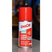 CyclOn E-Bike Connection Spray 100 ml contactspreay in blisterverpakking, ideaal voor smeermiddelen en elektrische verbindingen.
