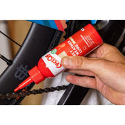 CyclOn Wet Lube kettingolie 125 ml, smeermiddel voor fietsen, vochtafdrijvend, in blisterverpakking