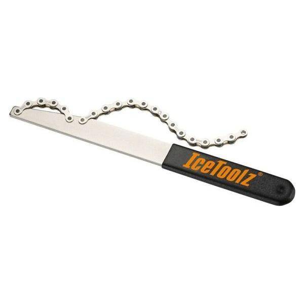 Icetoolz cassetteafnemer 53A2 multispeed, geschikt voor fiets, zichtbaar met ketting en versnellingen.
