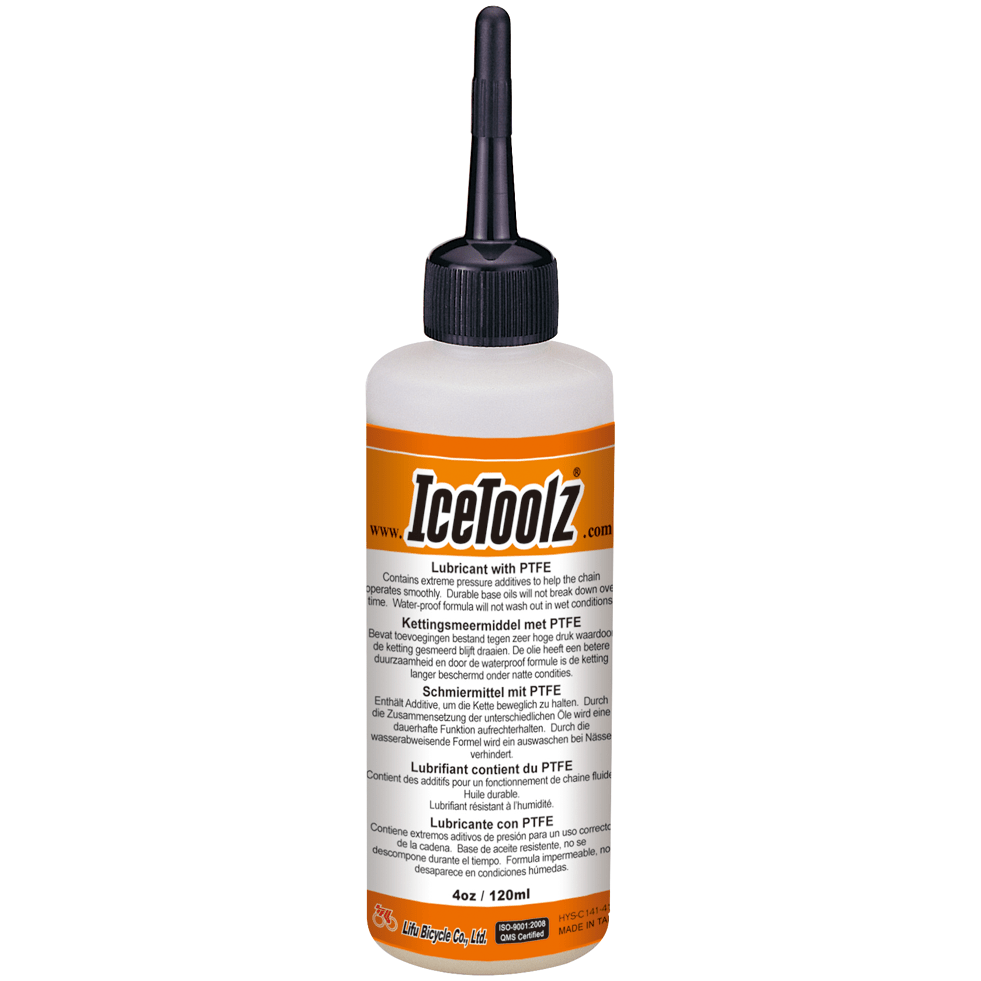 Fietskettingsmeermiddel Icetoolz C141 in 120 ml fles, smeermiddel voor fietskettingen, zichtbaar in de afbeelding.