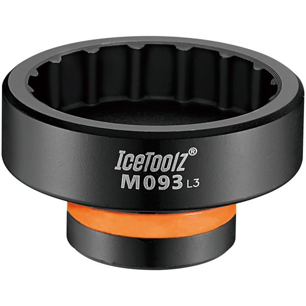 Trapassleutel en brackets van Icetoolz, M093 model, stevige metalen gereedschap voor trapreparaties en montage.