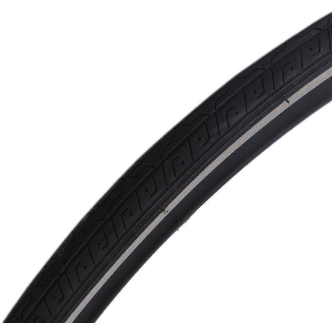 Zwarte Deli Tire stadsfiets buitenband 27x1¼" met reflectie en profiel, geschikt voor stadsfietsen.