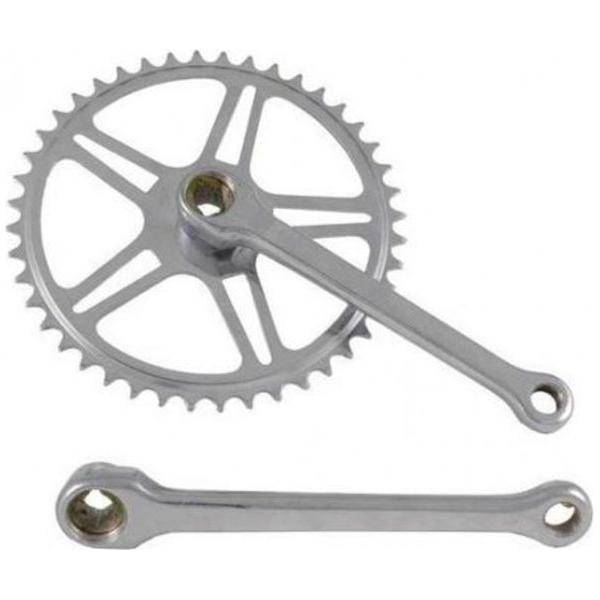 Vinty stadsfiets crankstel 44T Spieloos in chroom, close-up van het crankstel met tandwiel en cranks voor stadsfietsen