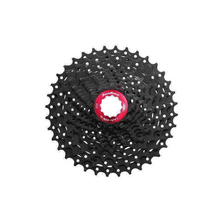 Sunrace 11-speed cassette CSR-X1 met stevige tanden en zwart finish, geschikt voor mountainbikes en racefietsen.