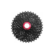 Sunrace CSR X1 11-speed cassette met metalen tanden en stevige constructie, geschikt voor racefietsen en mountainbikes.