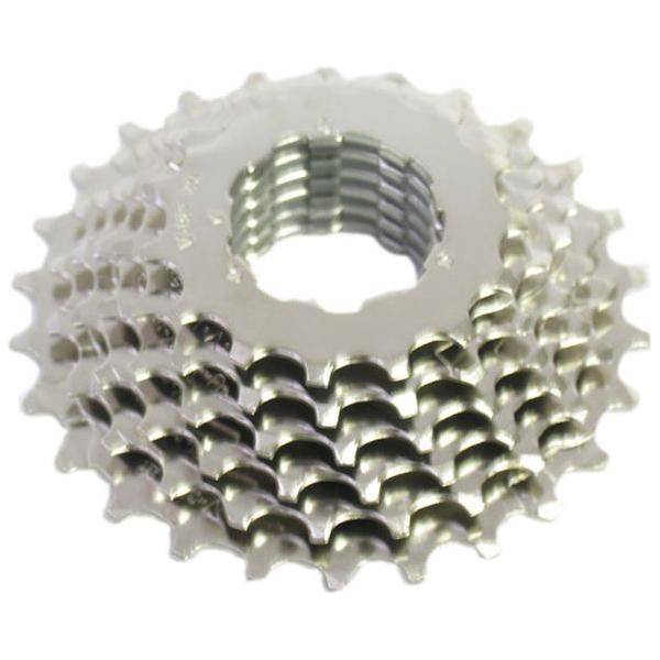 Shimano CS-HG50-8 8-speed cassette met 13-26T tandwielen, zilverkleurig voor fietsversnellingen in heldere close-up.