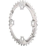 Shimano Deore FC-M532 kettingblad 4-arm zilver voor 9-speed fietssysteem, close-up van het metalen kettingblad.