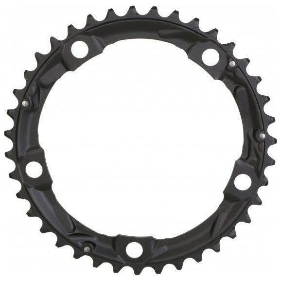 Zwart Shimano Kettingblad 105 FC-5703 39T voor 10-speed fiets, zicht op het metalen kettingblad met tandwielen