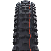 Zwarte Schwalbe Big Betty Super Trail MTB-band 29x2.40 inch, brede vouwband voor off-road fietsen.