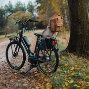 Fietsrugzak van Urban Iki met verstelbare schouderbanden en ruimte voor accessoires, geschikt voor dagelijks gebruik.