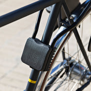 Urban Iki achterzitje voor fiets met U-me framebevestiging, comfortabel en veilig kinderzitje voor achterop de fiets.