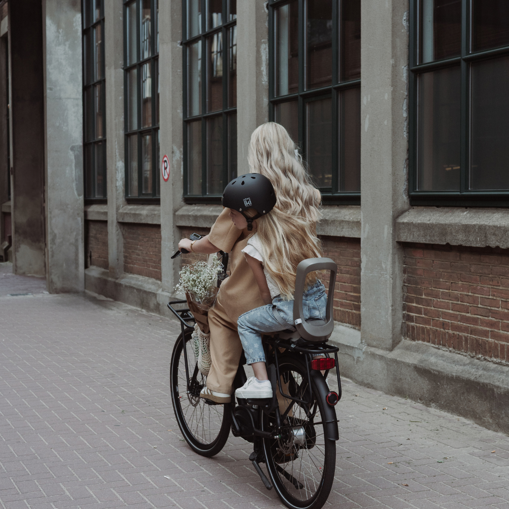 Urban Iki Junior fietszitje achter, zonder montagekader, comfortabel en veilig voor jonge kinderen op de fiets