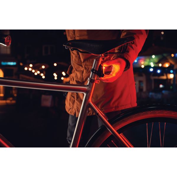 Feu arrière Axa DWN Basic LED USB Noir